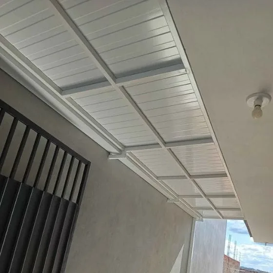 Cobertura de Telha Forro para quintal em Pirassununga SP