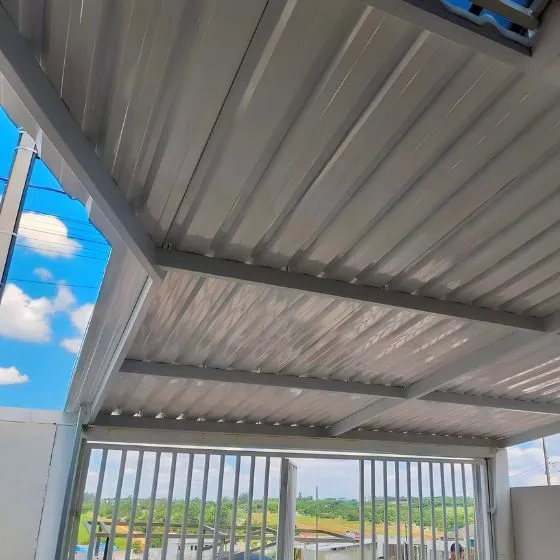 Cobertura de Garagem Sanduíche para residência em Pirassununga SP
