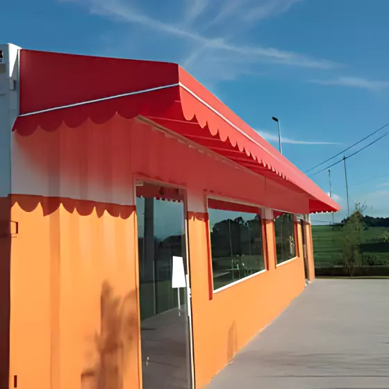 Toldos de Lona para fachada comercial em Pirassununga SP